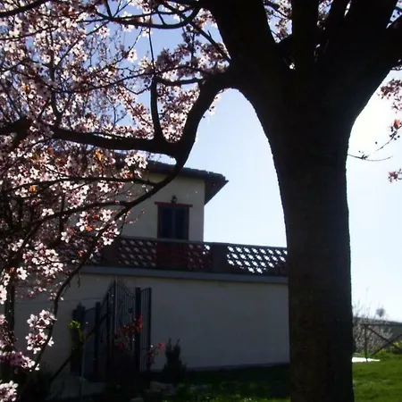 L'antico Fienile فندق مبيت وإفطار